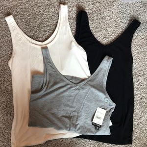 Three Versona Chelsea and Theodore tank tops M